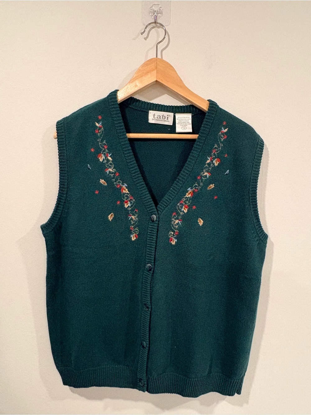 Vintage Tabi Forest Green Floral Embroidered Sweater Vest | Made in Canada | - Picture 2 of 8